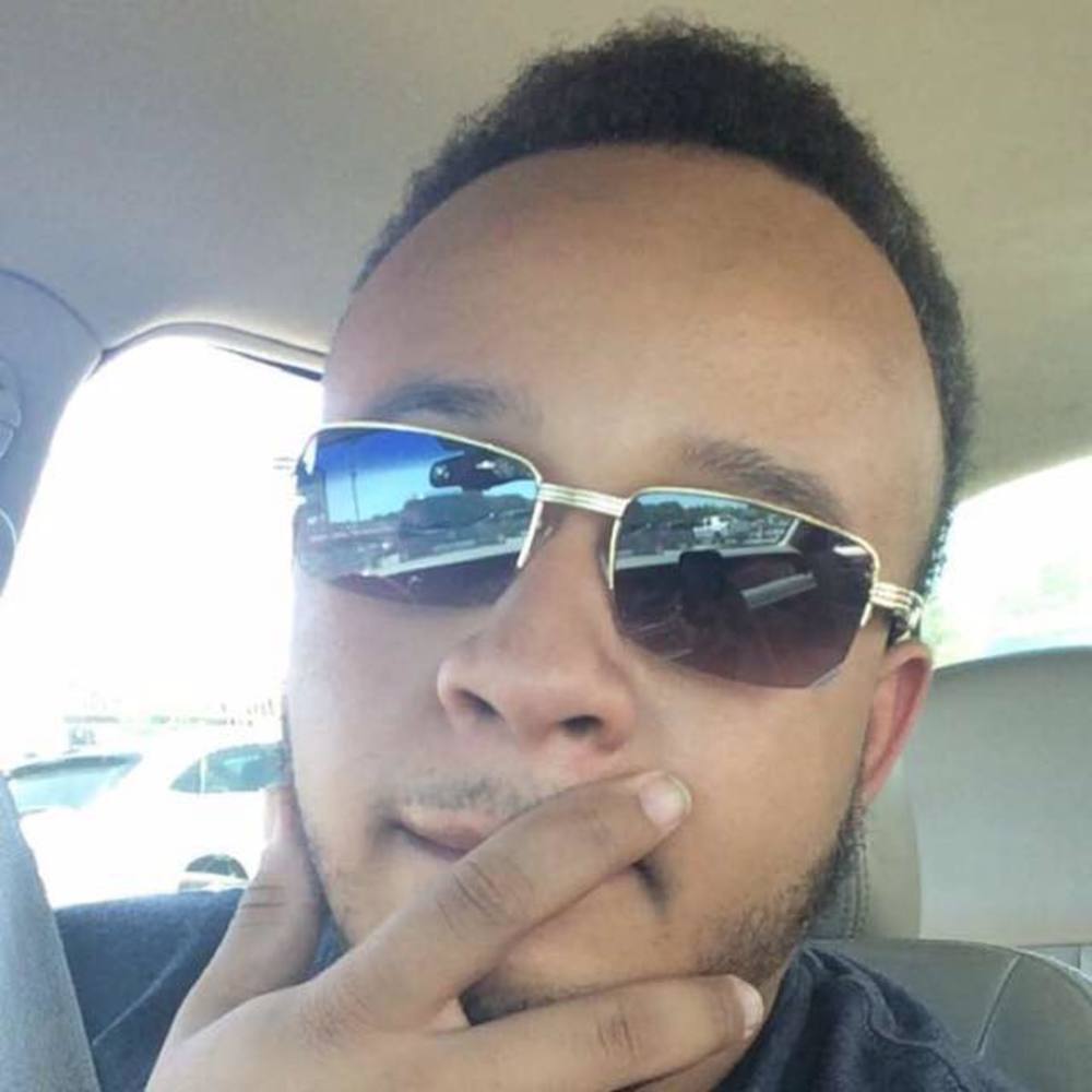 Meet your Posher, Desmond